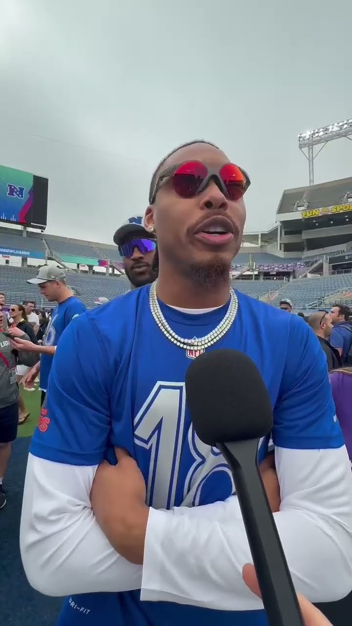 NFL Players Shoutout New Friends at Pro Bowl ?